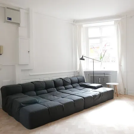 Apartment Direct Inner 3