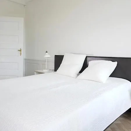 Direct Inner 3 Apartment